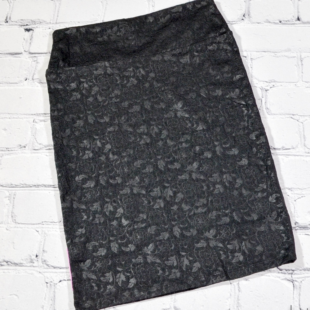 LuLaRoe Cassie Skirt